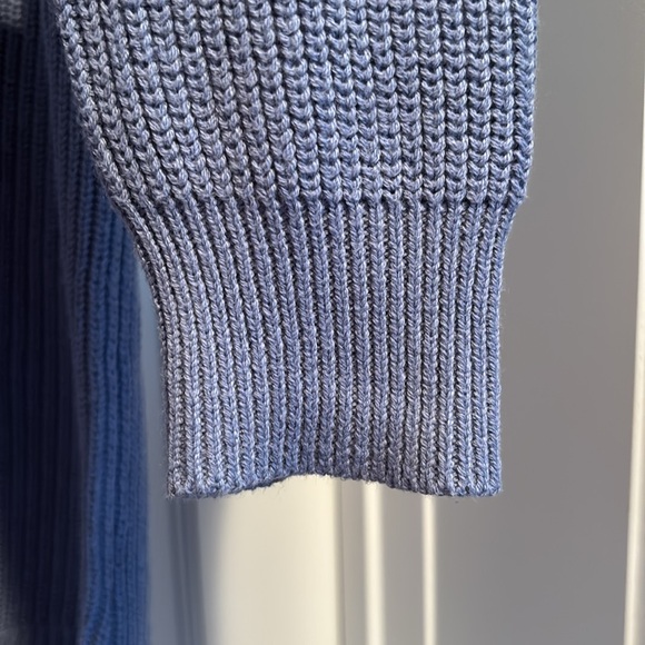 Rachel Zoe V neck pullover Henley sweater in light cornflower blue w/ buttons - Picture 5 of 15